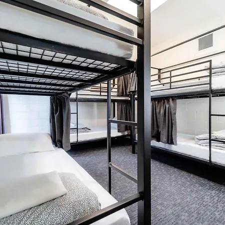 Yha Cairns Central-3