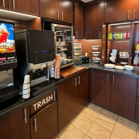 Mainstay Suites Minot-2