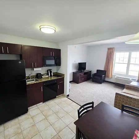 Mainstay Suites Minot-3
