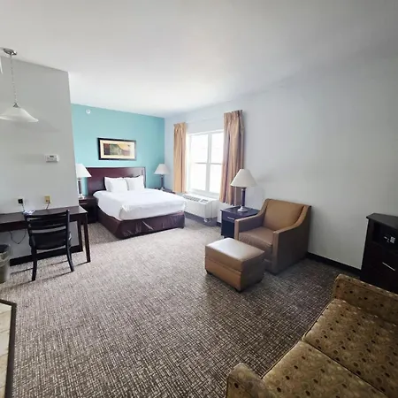 Mainstay Suites Minot-2