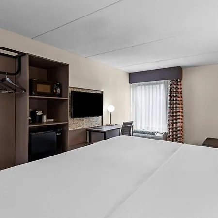 Hotel Concord Syracuse, An Ascend Collection Hotel-3