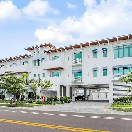 Soce Flats 209-2