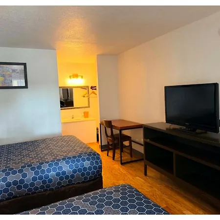 Econo Lodge Airport - Rj Stadium-2