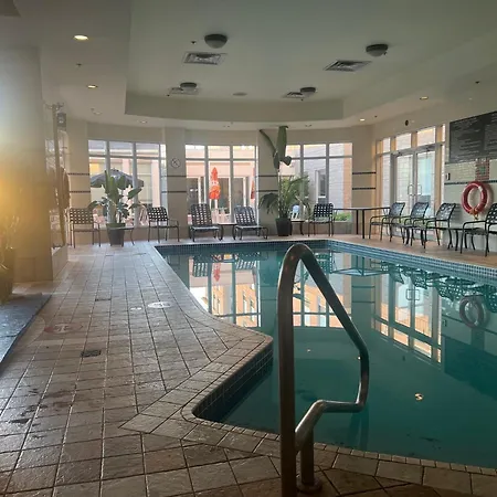Hilton Garden Inn Montreal Airport-3