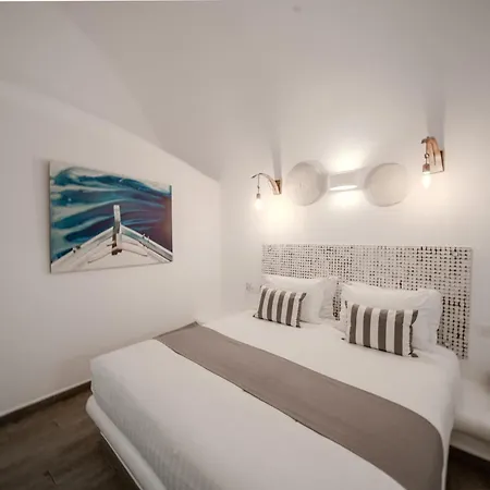 Angel Luxury Suites-3