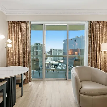 Mgm Signature - Strip View Suite- Free Valet Parking-2