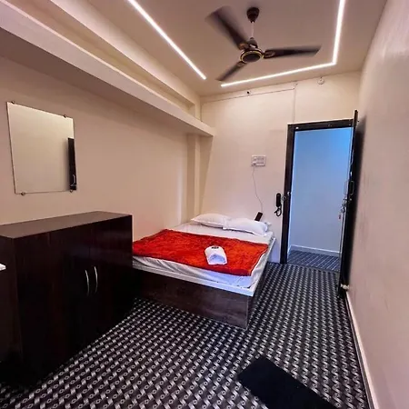 Hotel O Meet Inn-2