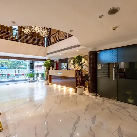 The Plaza Arch Premium - Indira Gandhi Int'L Airport-3