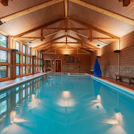 Tamarack Lodge-2