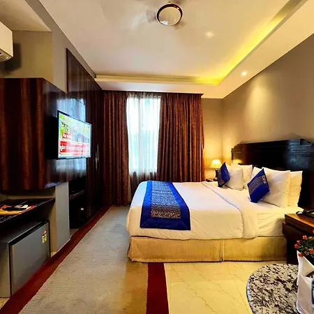 Airport Hotel The Grand Shoba Free Airport Pickup Or Drop-3