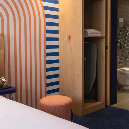 Holiday Inn Express & Suites Lisbon - Principe Real By Ihg-3