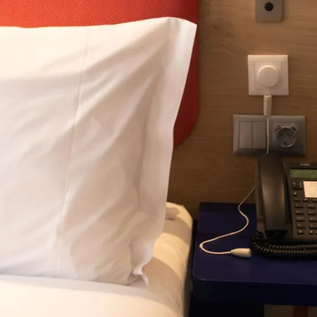Holiday Inn Express & Suites Lisbon - Principe Real By Ihg-2