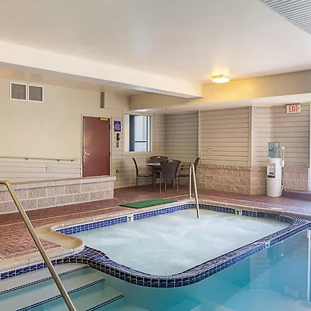 Sleep Inn & Suites Bay View Acme - Traverse City-2