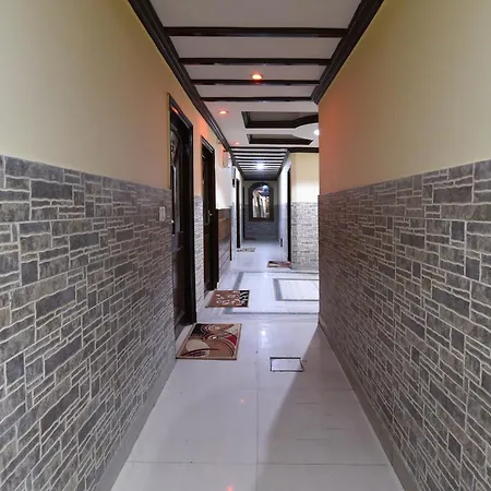 Oyo Hotel Jammu Palace-2
