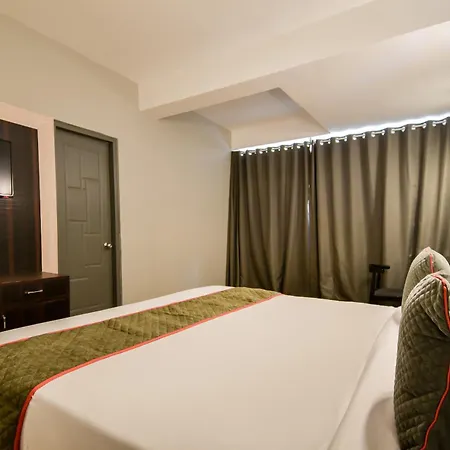 Hotel O Luxurs-2