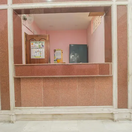 Spot On Satyam Guest House-2