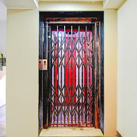 Hotel O Majestic Inn-2