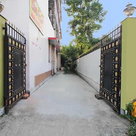Hotel O Ecopark Guest House-2
