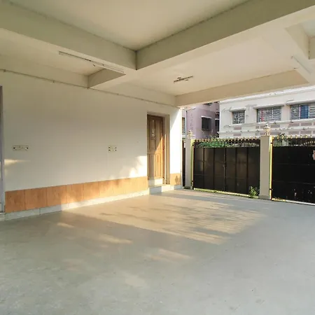Hotel O Ecopark Guest House-3