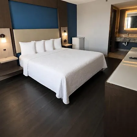 Days Inn By Wyndham El Paso I-10 East-2