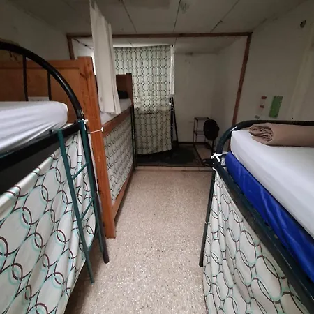 Gaudy'S Hostel-3