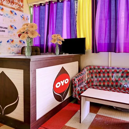 Hotel O 4 Friends-3