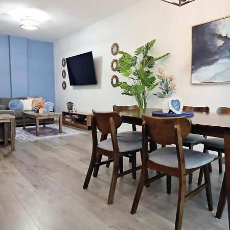 Beautiful Home With 4 King Beds,Airport,Disney+-3