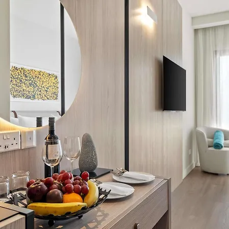 Mercure Larnaca Finikoudes Beach-2