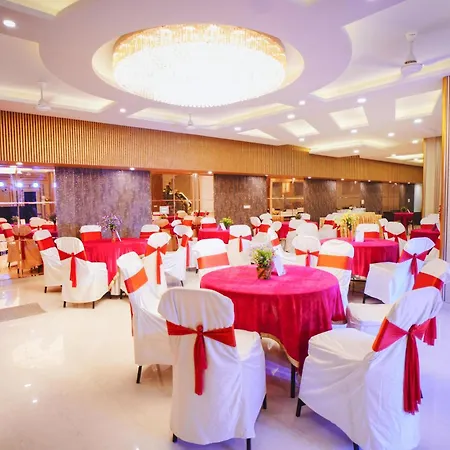 Haris Court- Cyber Hub-3