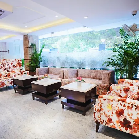 Haris Court- Cyber Hub-2