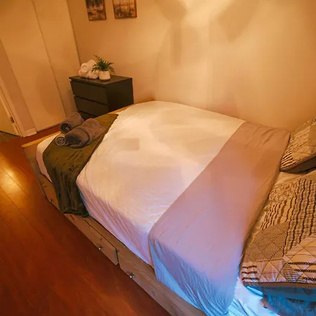 Liberty Village Townhouse-2