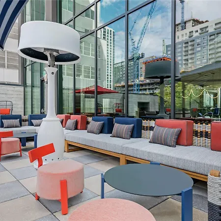 Cambria Hotel Austin Downtown-3