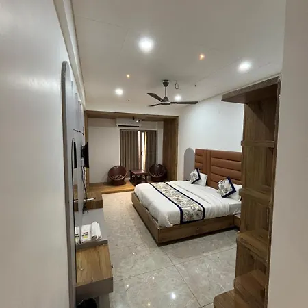 Fun Hotel Rajkot-3