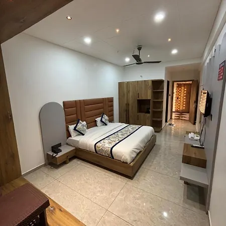 Fun Hotel Rajkot-2