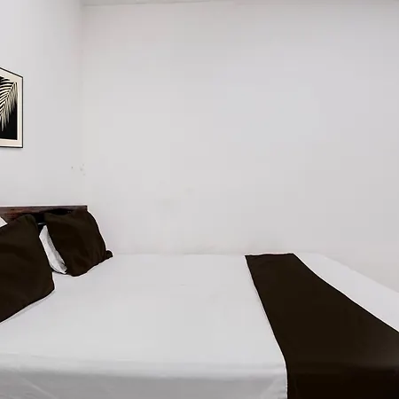 Hotel O Red Rose-2