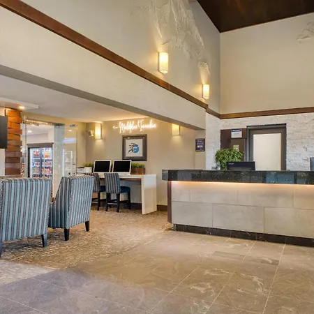 Best Western Plus City Centre Inn-2