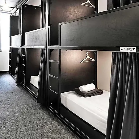 The Pod Sydney-3