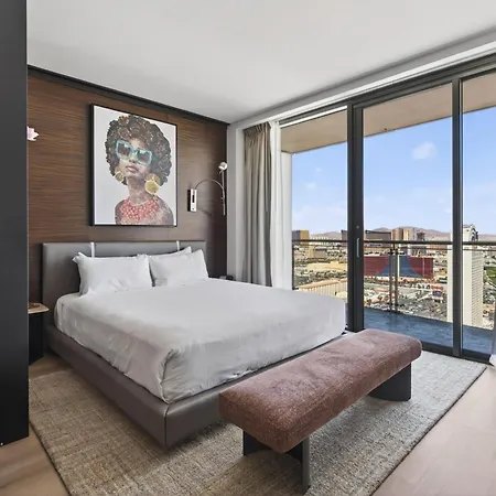 Stripviewsuites At Palms Place-2