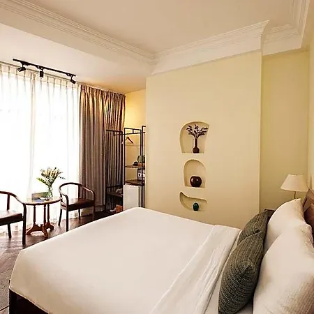 9 Hostel And Suites-3
