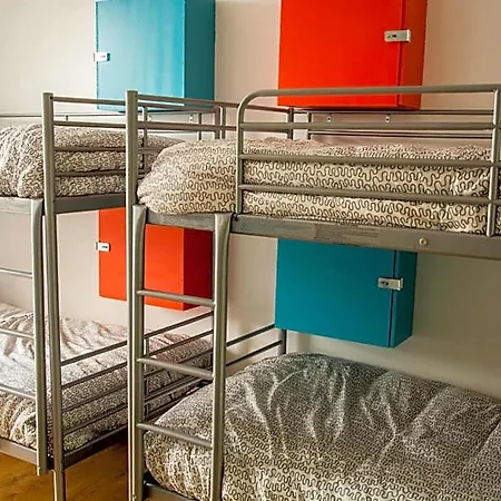 Wicked Hostels - Calgary-3