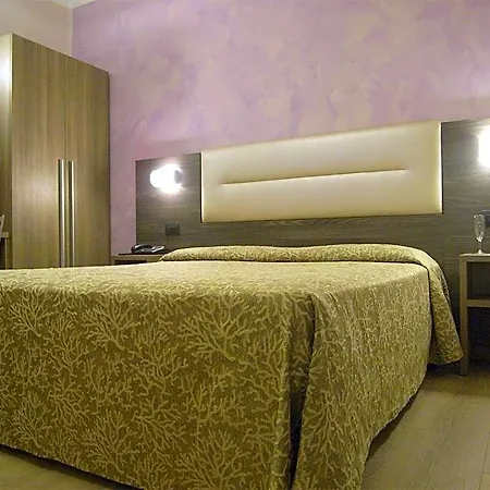 Hotel Siena-3