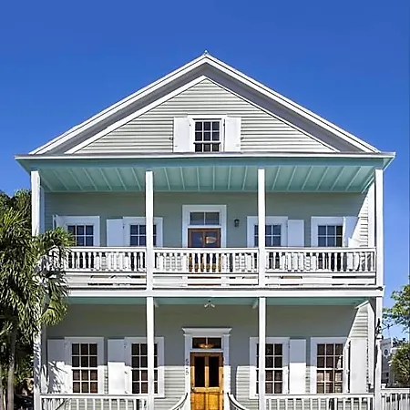 Southernmost Inn Adult Exclusive-3