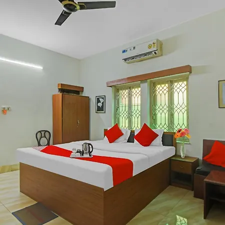 Hotel O Avi Gust House-3