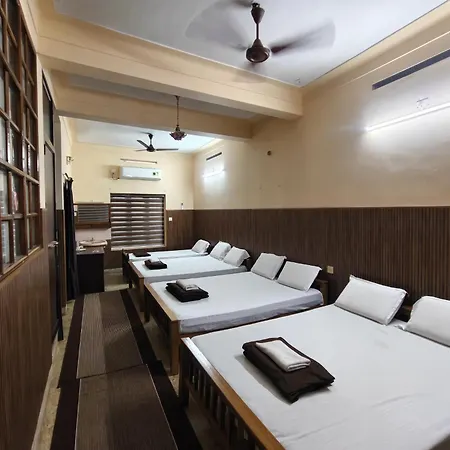 Sreevalsam Guest House-3