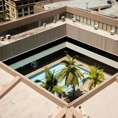 Bishop Suites Downtown Honolulu-3