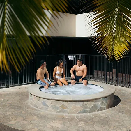 Bishop Suites Downtown Honolulu-2