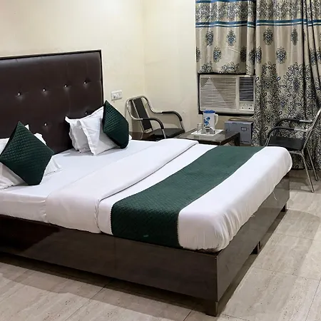Hotel Albie Stay,Near Railway Station Chandigarh-2