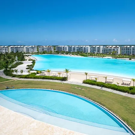 The Palms Boutique Hotel & Residence-3