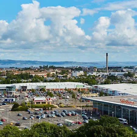 Holiday Inn Express Edinburgh City West By Ihg-3