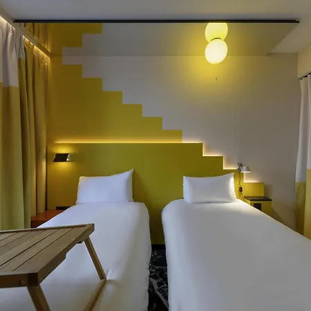 Ibis Styles Zurich City Center-3
